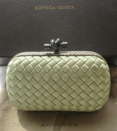 xxM1168M Green satin Bottega Veneta Intrecciato Knot clutch x